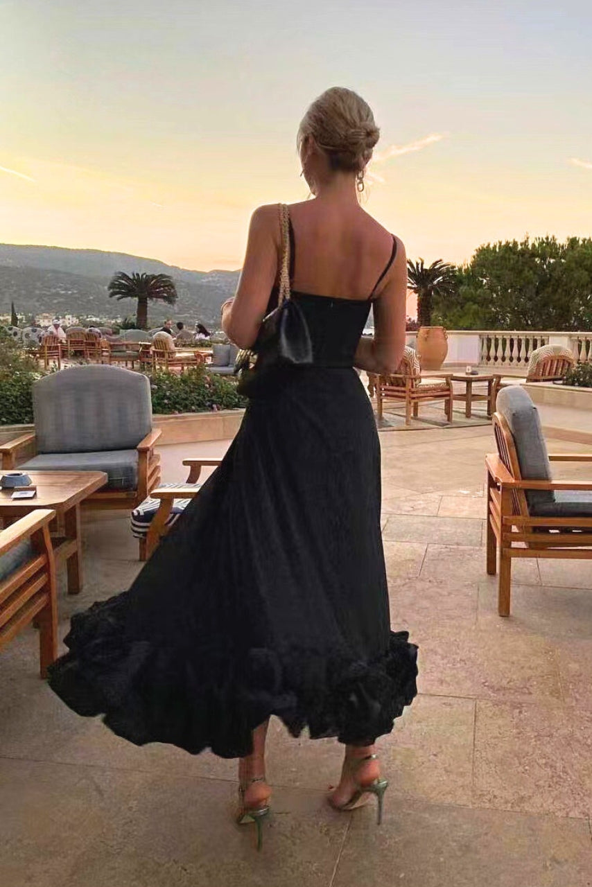 Emeline New York™ | Elegant Flowing Dress