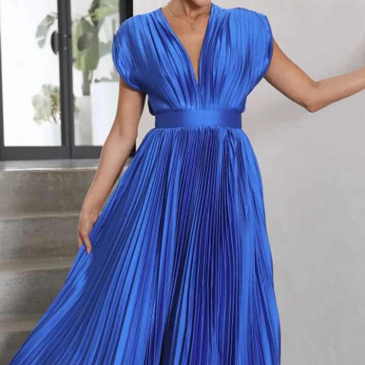 Emeline New York™ | Timeless Pleated Midi Dress