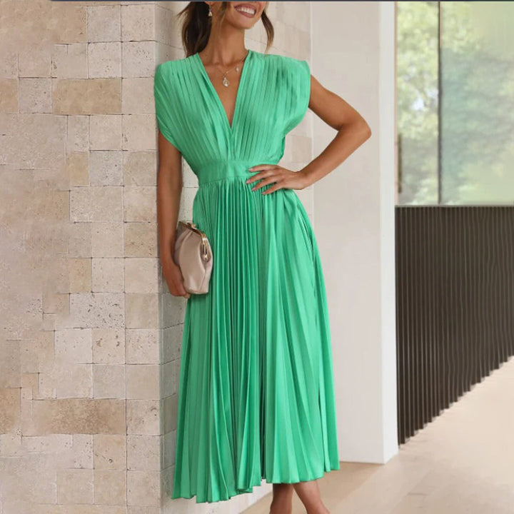 Emeline New York™ | Timeless Pleated Midi Dress