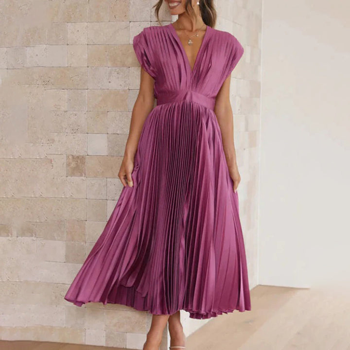 Emeline New York™ | Timeless Pleated Midi Dress